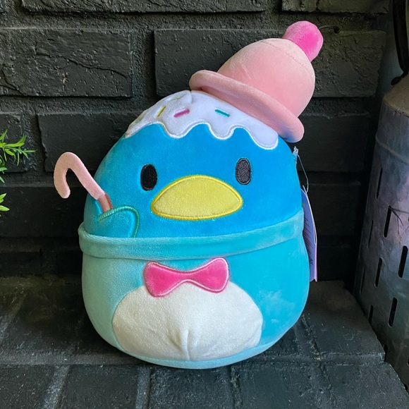 Tuxedosam Sanrio Squishmallow. 8 inch. NWT. - Picture 1 of 5